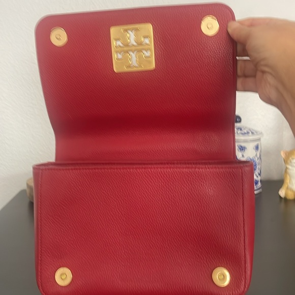 Tory Burch Leather Britten Small Shoulder Bag used 
Red color. - Picture 10 of 12